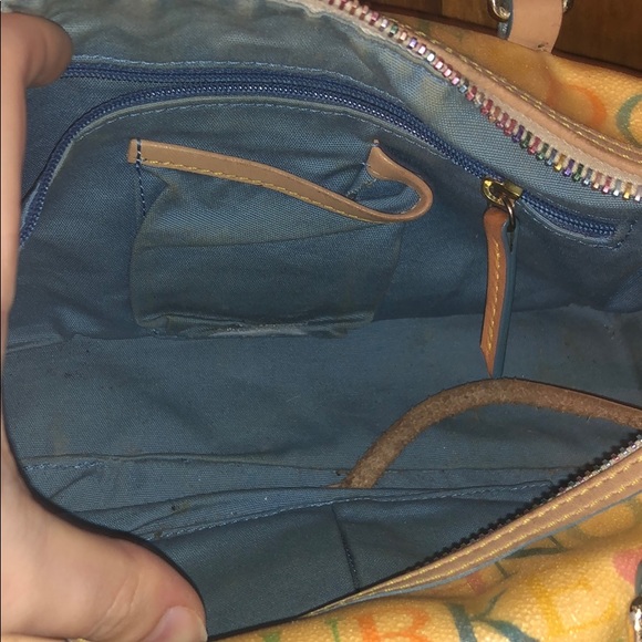 Dooney and Bourke tan multicolored letter purse - Picture 4 of 8